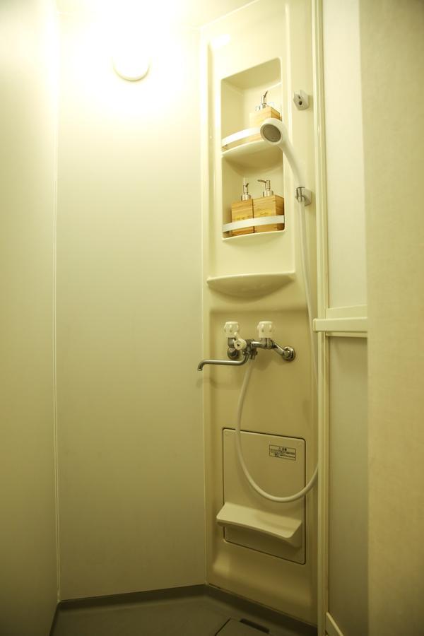 See U Guest House Osaka Exterior photo